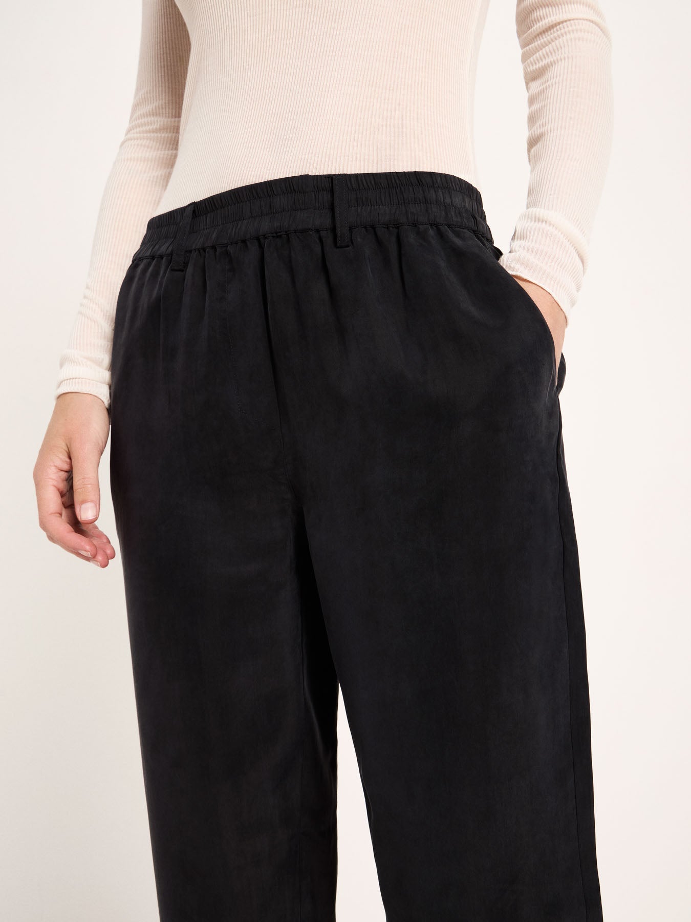 Pantalon en cupro LANIUS, noir, vue 4