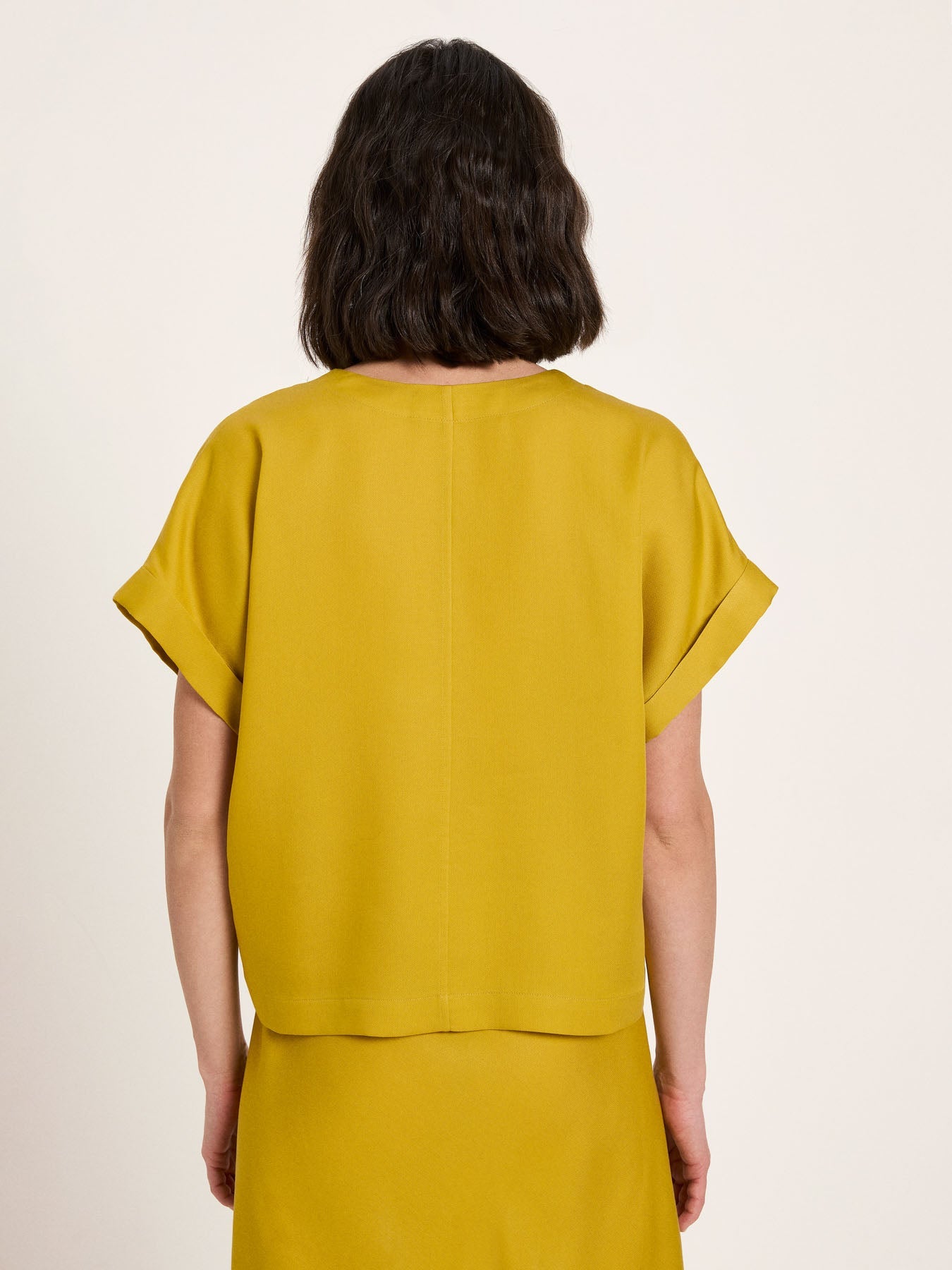 Haut drapé col V TENCEL LANIUS Kiwi Foncé – vue de dos