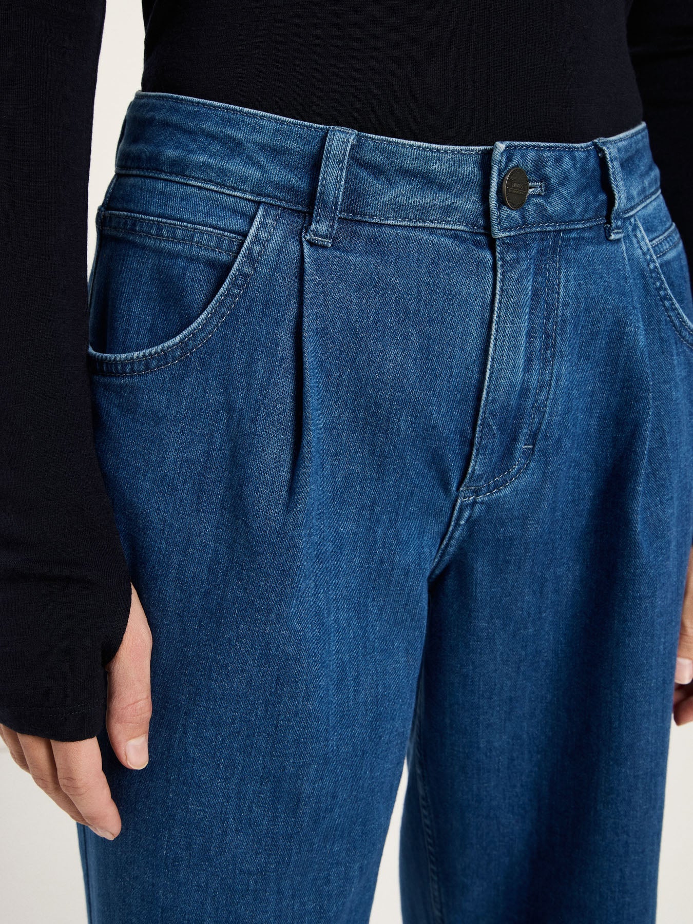 Jean Marlene à pinces LANIUS, denim bleu moyen, vue 4