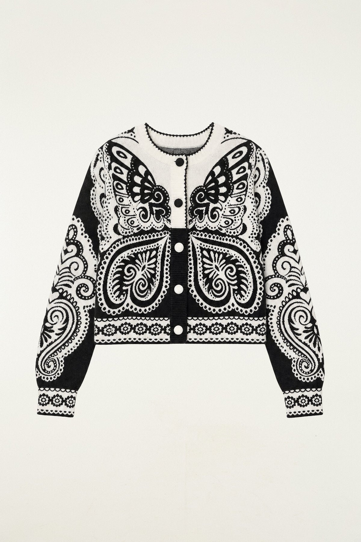Cardigan court en maille FARM Rio noir et blanc à motif arabesque papillon, col rond – à plat
