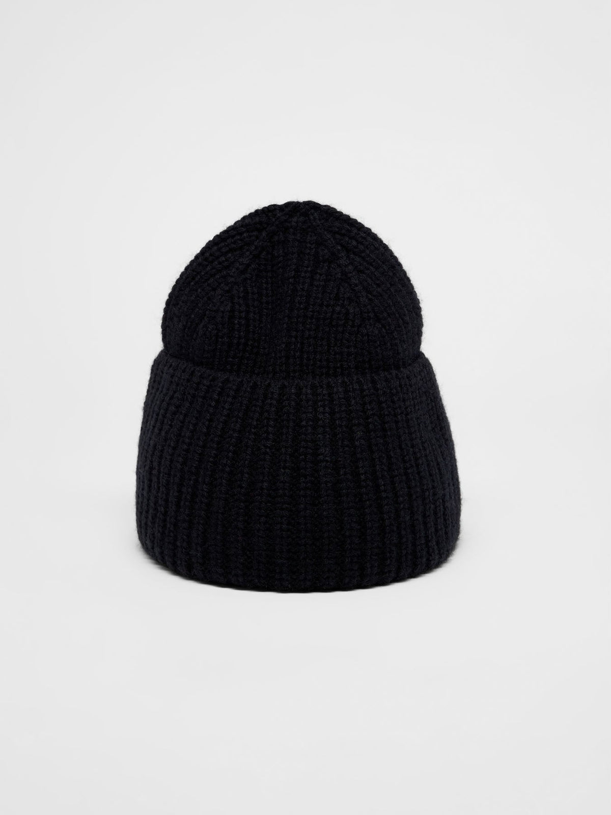 Bonnet côtelé laine et coton bio LANIUS Noir – vue de face, revers relevé