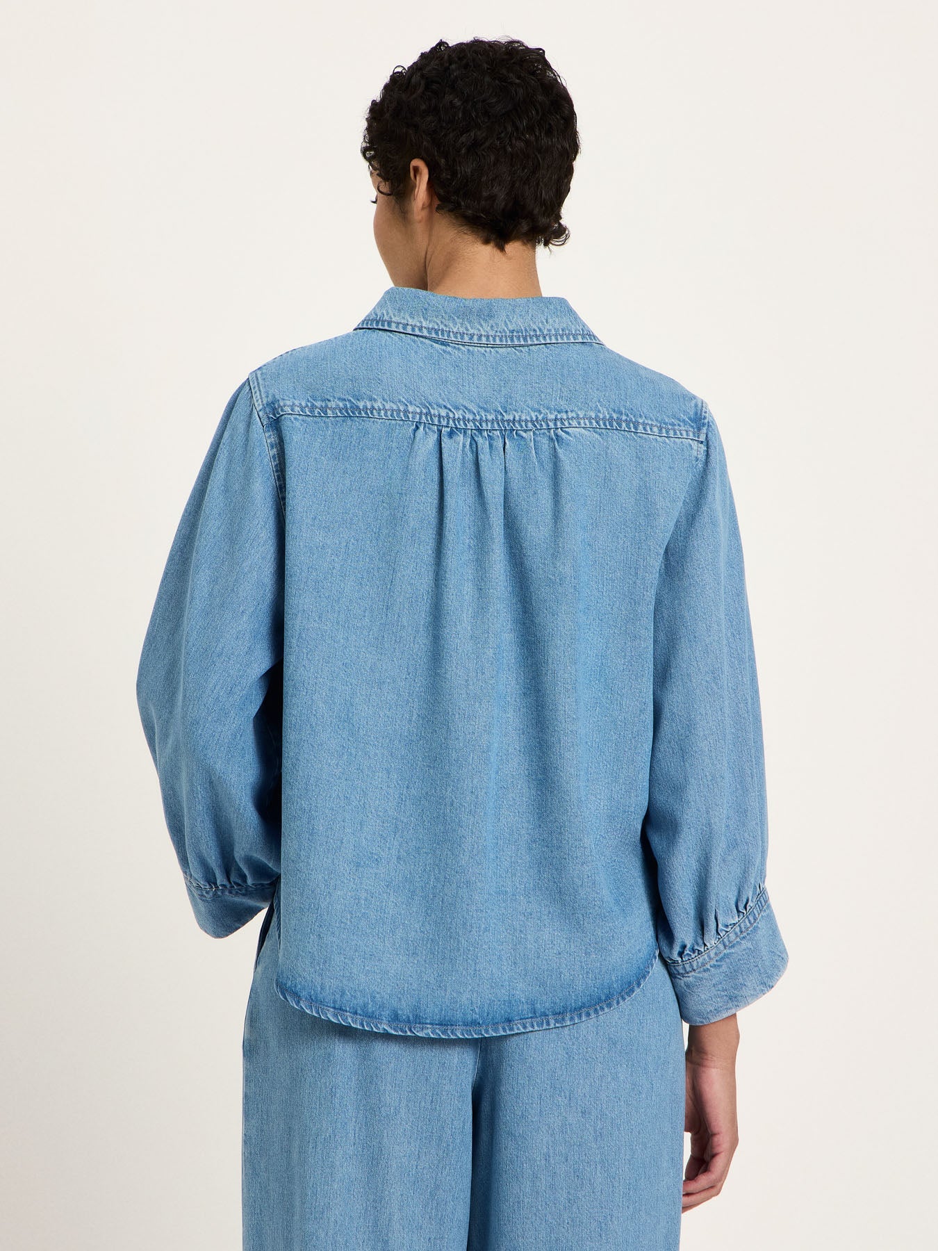 Chemise en denim fluide LANIUS Bleu Délavé – vue de dos