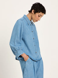Chemise en denim fluide LANIUS Bleu Délavé – vue de profil
