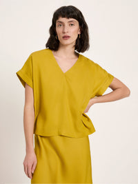 Haut drapé col V TENCEL LANIUS Kiwi Foncé – vue buste