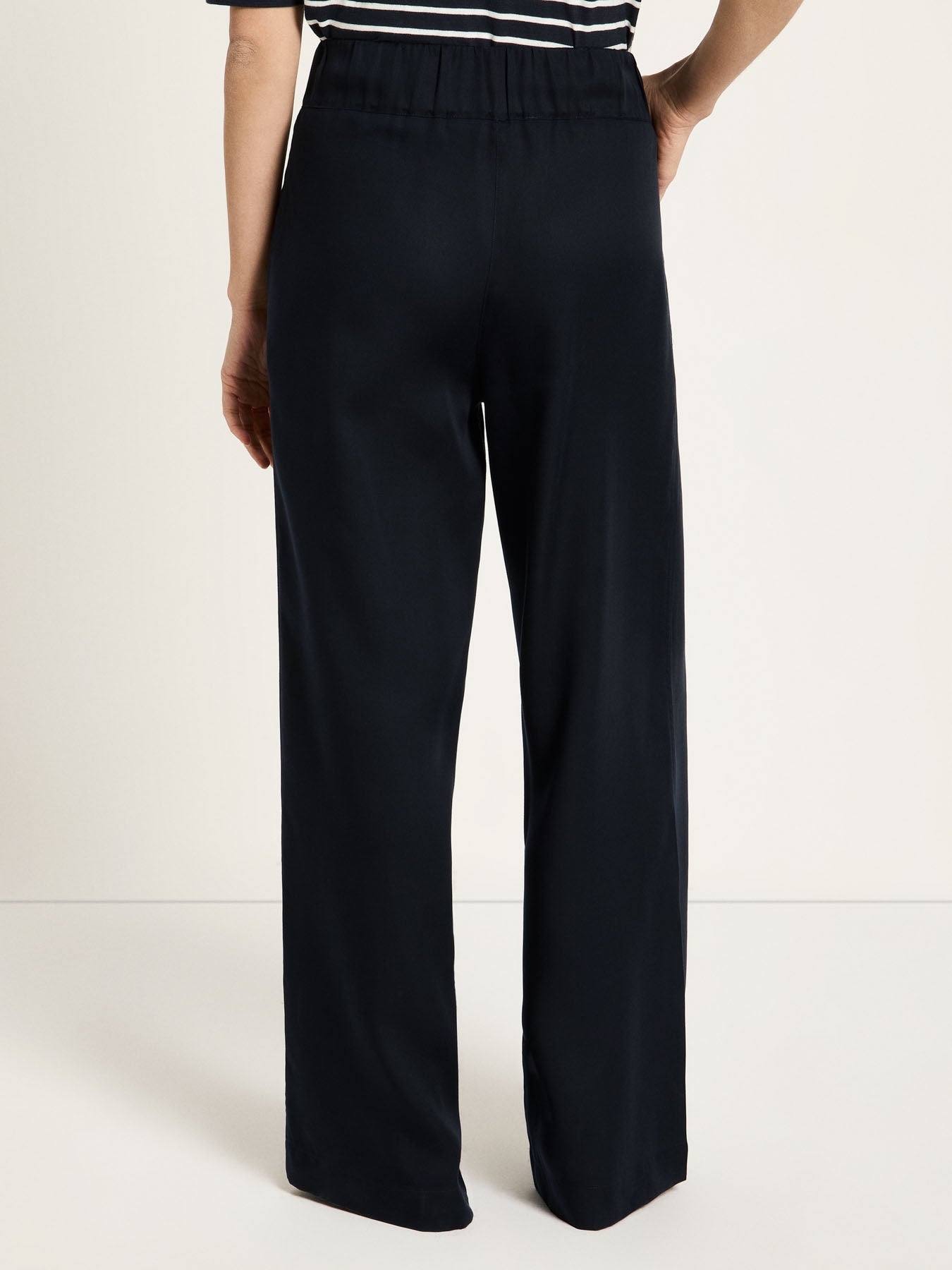 Pantalon large TENCEL LANIUS Bleu Nuit – vue de dos