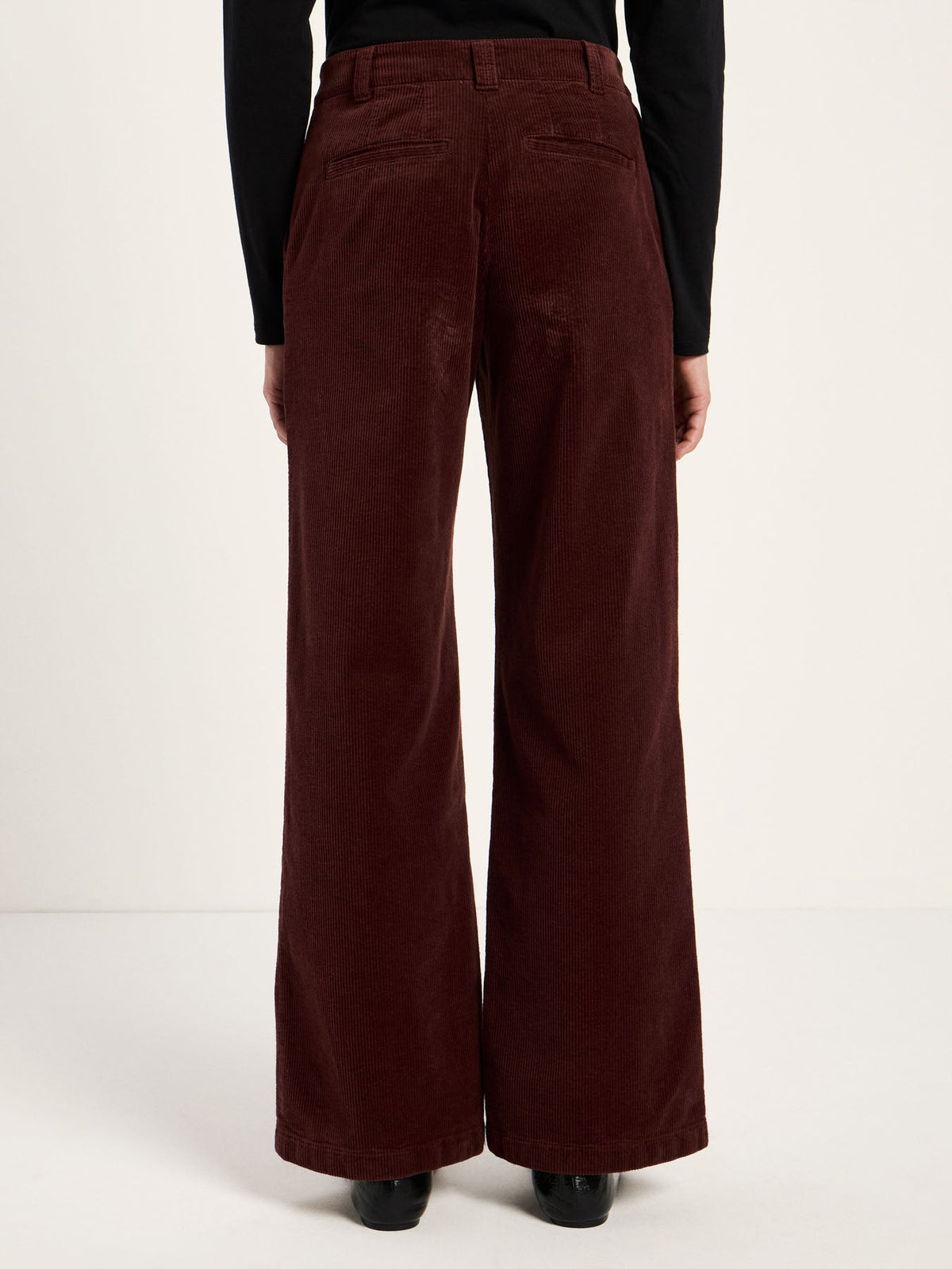 Pantalon Marlene en velours côtelé LANIUS Chocolat – vue de dos