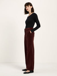 Pantalon Marlene en velours côtelé LANIUS Chocolat, jambe large – vue de profil