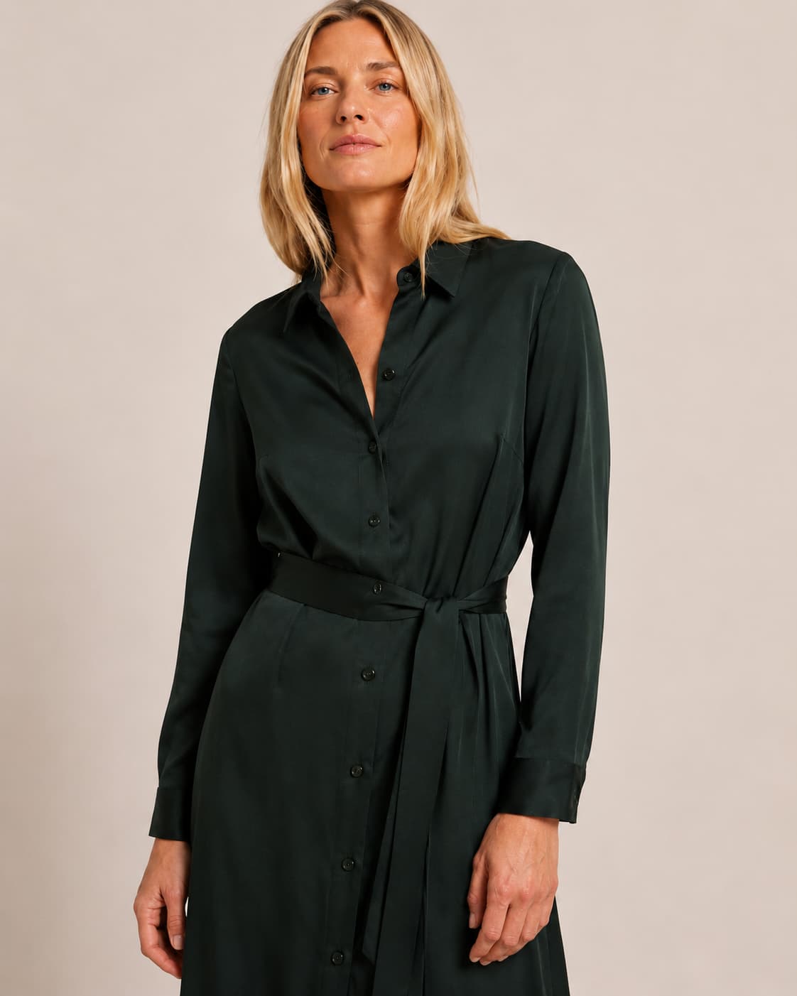 Robe chemise TENCEL LANIUS Vert Forêt – vue de face