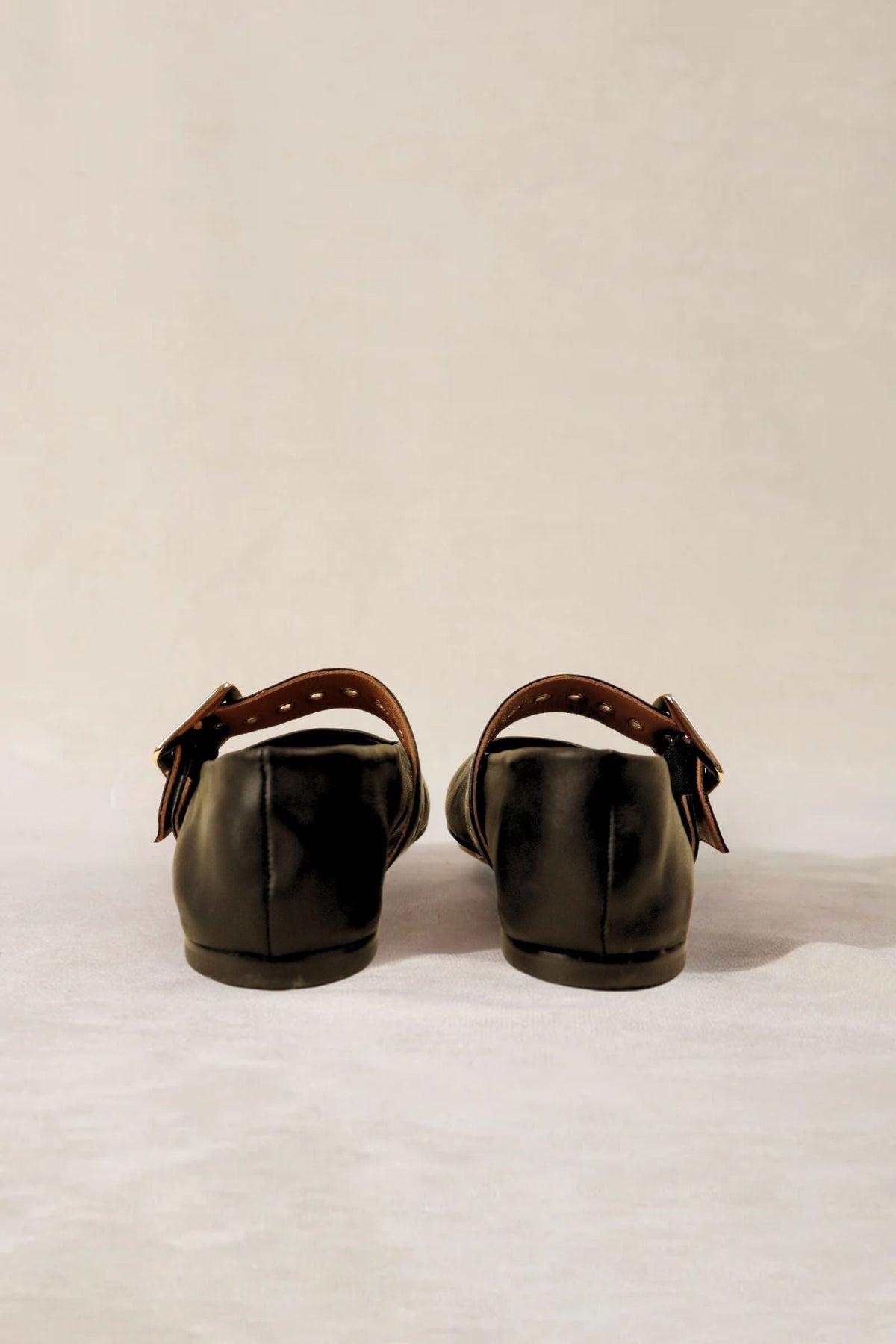Ballerines MICUIR Danseur de Roche noires – vue de dos