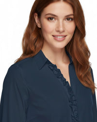 Chemise Sybel MOS MOSH Marine – détail du col et des volants de la patte de boutonnage
